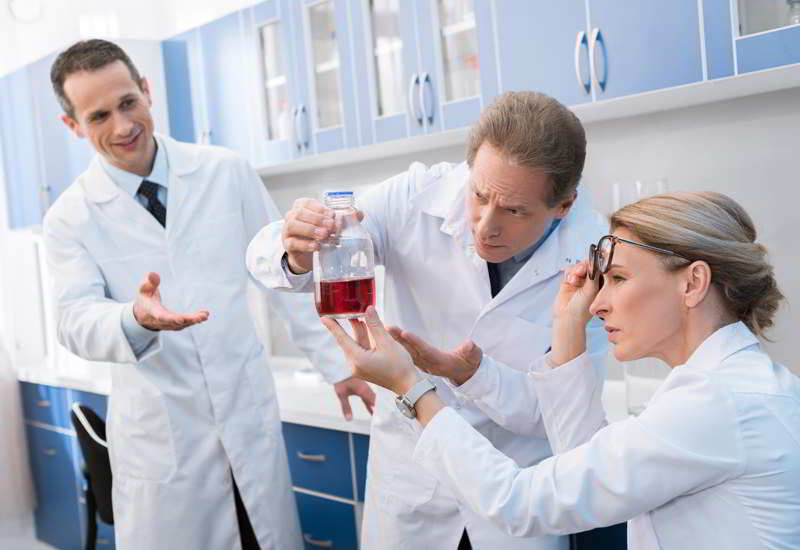 Cbr. Scholz forscht an Corona Medikament