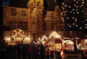 Das Rathaus Während Des Weihnachtsmarktes